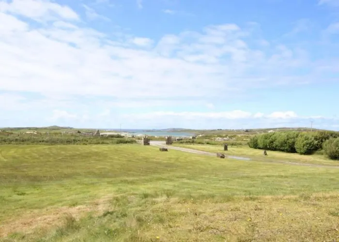 Jackie's Claddaghduff