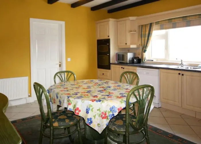 Jackie's Claddaghduff